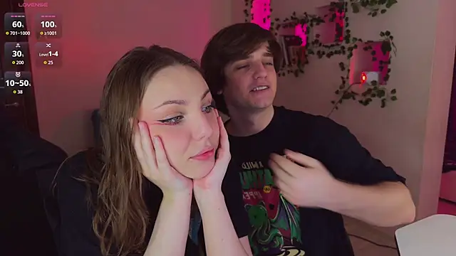 RobertAndLinela online show from May 20, 1:13 am