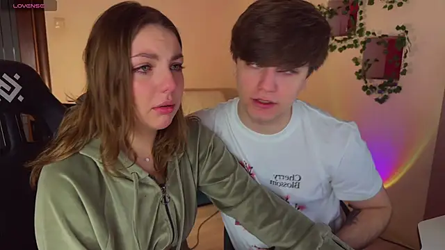 RobertAndLinela online show from February 6, 9:16 am