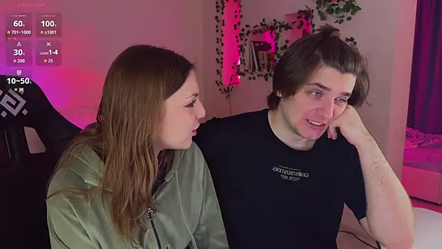 RobertAndLinela online show from June 3, 4:57 am