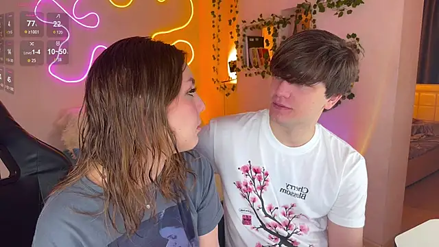 RobertAndLinela online show from November 4, 2:10 pm