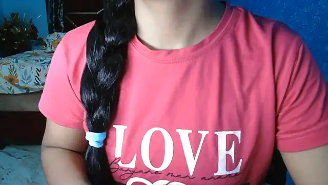 Snapshot of Somiya87 chatting on July 19, 6:48 pm Somiya87 online show from July 19, 6:48 pm