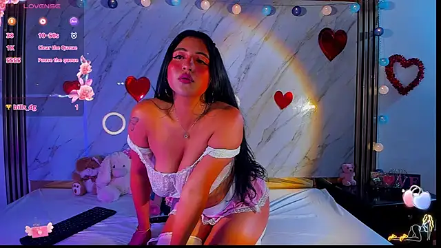 Snapshot of Lana_Parker_01 chatting on July 5, 12:48 am Lana Parker 01 online show from July 5, 12:48 am