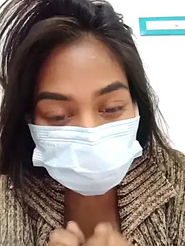 Snapshot of Alpha-QueeN chatting on December 24, 1:39 pm Alpha-QueeN online show from December 24, 1:39 pm