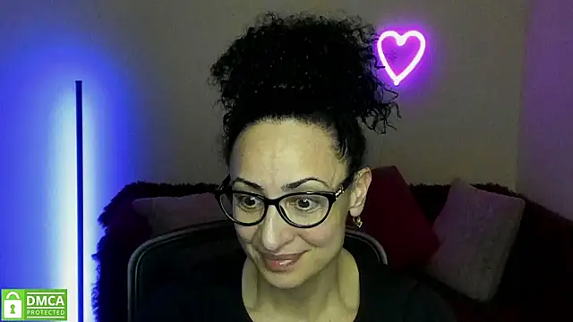 Snapshot of Arianasweety23 chatting on March 15, 6:32 pm Arianasweety23 online show from March 15, 6:32 pm