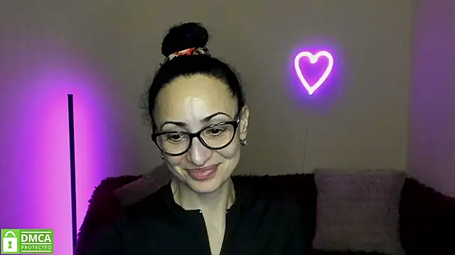 Snapshot of Arianasweety23 chatting on February 28, 3:48 am Arianasweety23 online show from February 28, 3:48 am