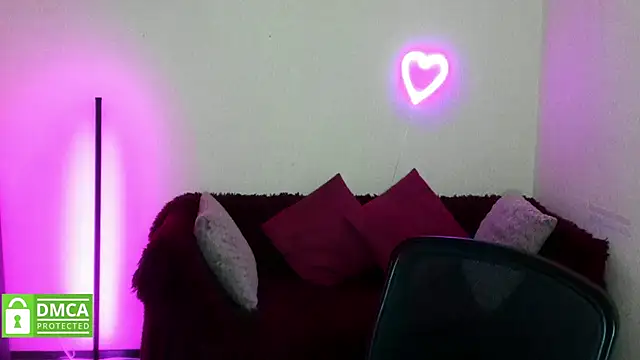 Arianasweety23 online show from October 26, 6:30 pm