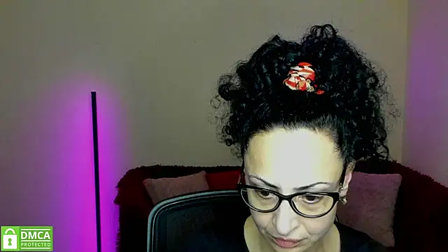Snapshot of Arianasweety23 chatting on February 23, 6:34 pm Arianasweety23 online show from February 23, 6:34 pm