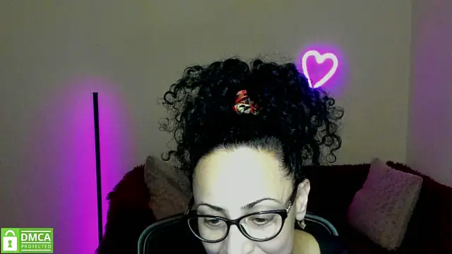 Snapshot of Arianasweety23 chatting on February 25, 6:44 pm Arianasweety23 online show from February 25, 6:44 pm
