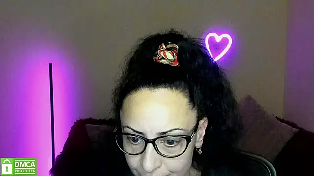 Snapshot of Arianasweety23 chatting on February 26, 3:03 am Arianasweety23 online show from February 26, 3:03 am