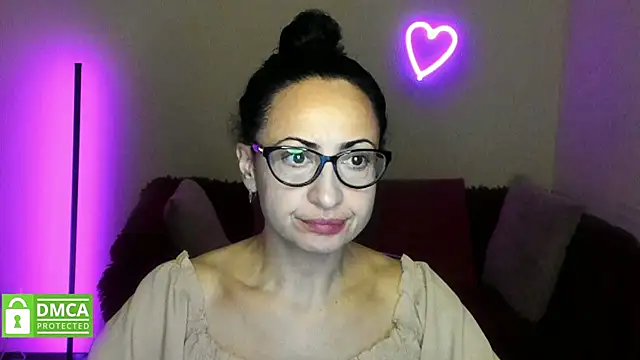 Arianasweety23 online show from November 24, 6:30 pm