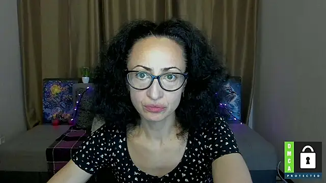 Snapshot of Arianasweety23 chatting on September 27, 11:27 am Arianasweety23 online show from September 27, 11:27 am