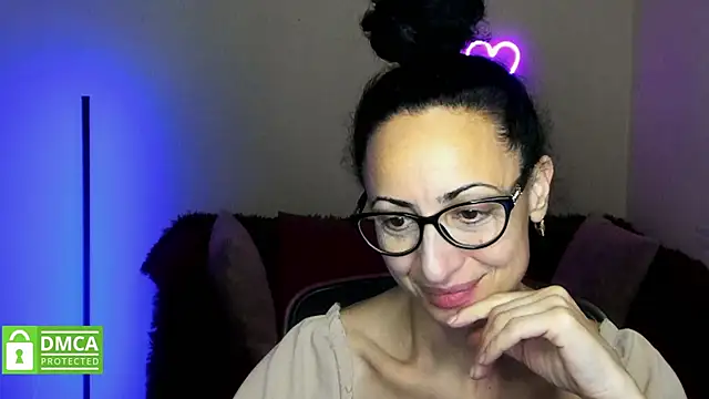 Snapshot of Arianasweety23 chatting on October 4, 11:23 am Arianasweety23 online show from October 4, 11:23 am