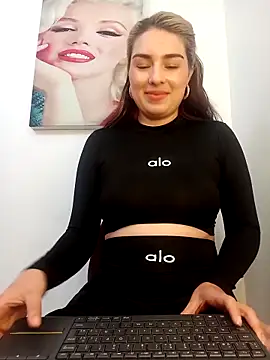VictoriaMolina online show from September 20, 1:32 am