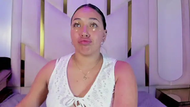 IsabellRodriguez18 online show from March 26, 3:27 am