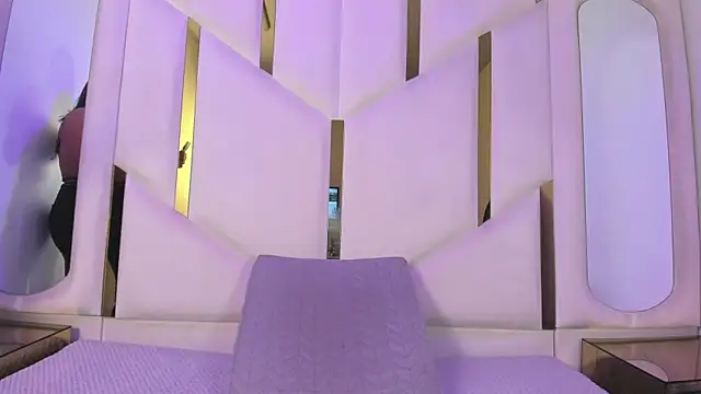 IsabellRodriguez18 online show from March 27, 3:26 am