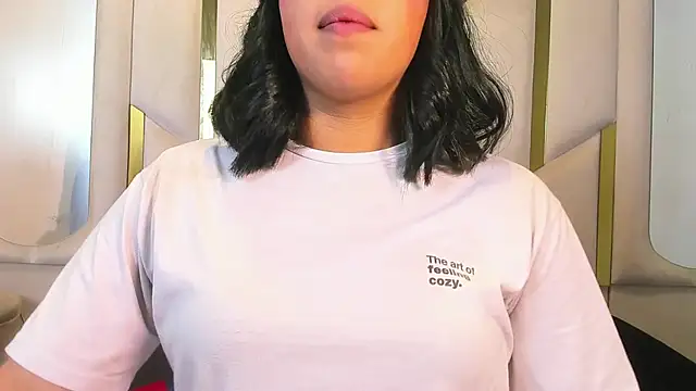 IsabellRodriguez18 online show from June 10, 5:30 am