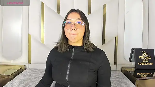 IsabellRodriguez18 online show from March 5, 3:36 am