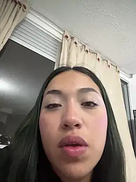 IsabellRodriguez18 online show from June 2, 4:56 am