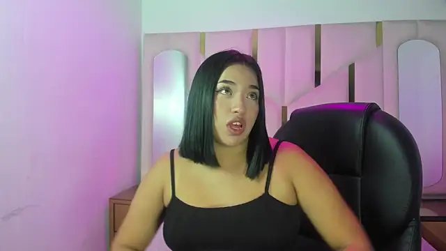 IsabellRodriguez18 online show from May 14, 3:14 am