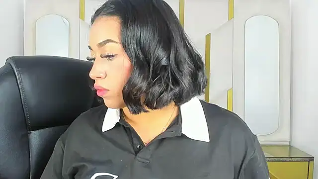 IsabellRodriguez18 online show from November 26, 4:56 am