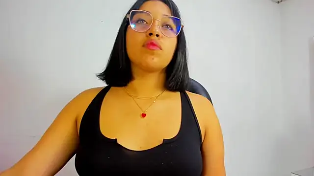 IsabellRodriguez18 online show from November 22, 4:55 am