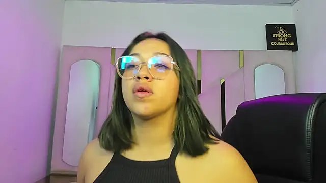 IsabellRodriguez18 online show from March 16, 3:36 am