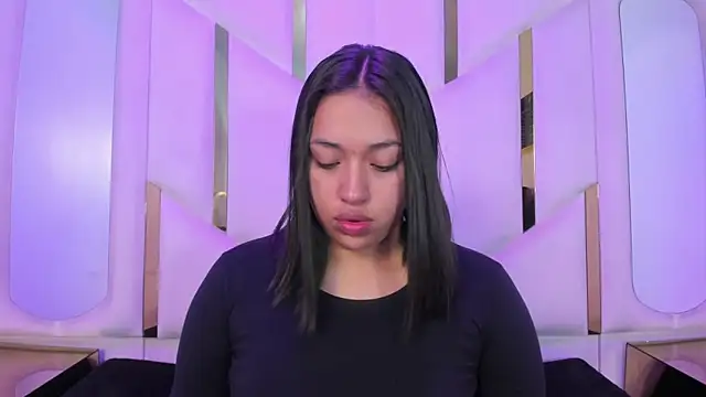 IsabellRodriguez18 online show from April 11, 4:09 am
