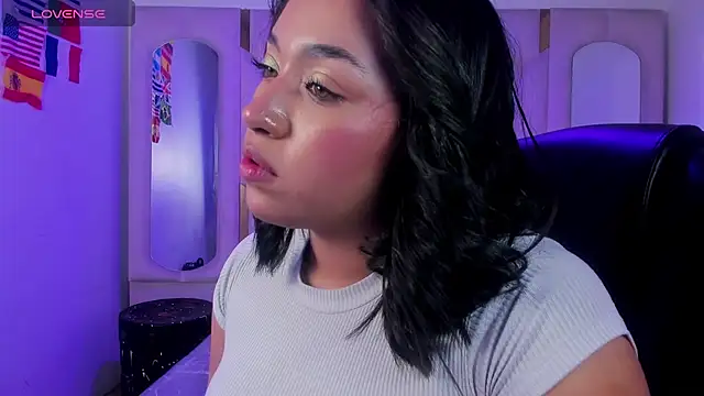 IsabellRodriguez18 online show from June 26, 4:29 am