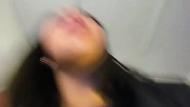 IsabellRodriguez18 online show from February 19, 3:58 am