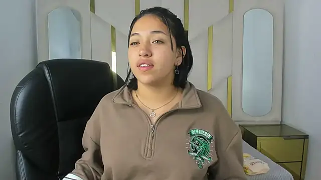 IsabellRodriguez18 online show from October 29, 4:00 am