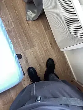 Snapshot of rominoucoquin chatting on March 4, 3:15 pm rominoucoquin online show from March 4, 3:15 pm