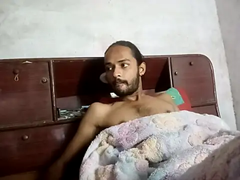 Snapshot of IamRentedBoybfriend chatting on November 11, 12:05 am IamRentedBoybfriend online show from November 11, 12:05 am