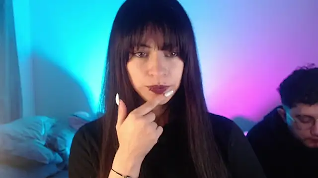 nala-saphir online show from September 28, 2:51 am