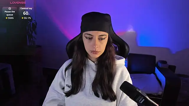 Snapshot of nala-saphir chatting on December 18, 8:08 am nala-saphir online show from December 18, 8:08 am