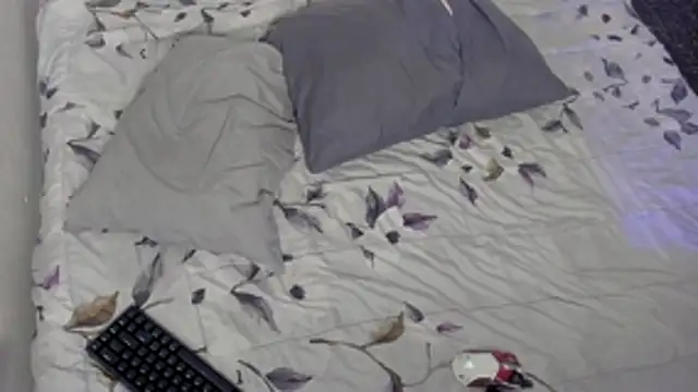 Snapshot of kyle_898 chatting on December 19, 5:37 pm kyle 898 online show from December 19, 5:37 pm