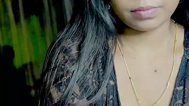 sexyhoney27 online show from April 4, 9:21 pm