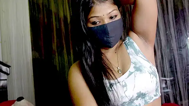 sexyhoney27 online show from May 12, 8:10 am