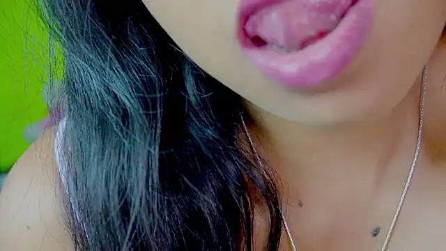 sexyhoney27 online show from May 5, 5:21 am