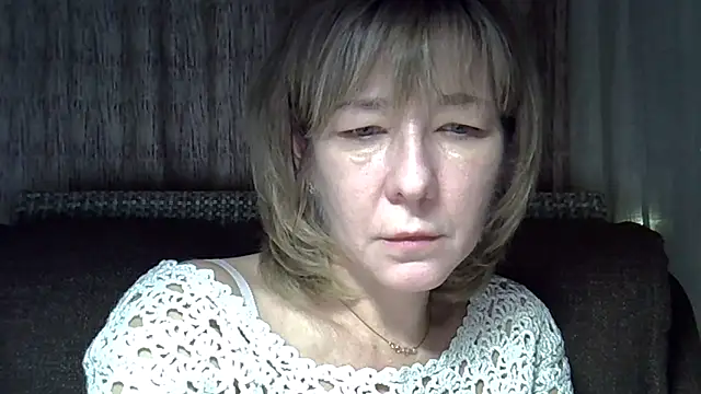 EllaJohnsonX online show from January 3, 4:06 pm