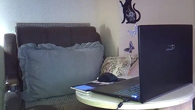 EllaJohnsonX online show from February 21, 6:04 am