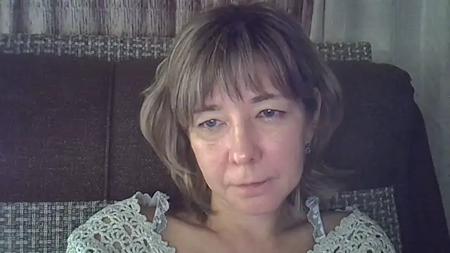 EllaJohnsonX online show from January 18, 6:43 pm