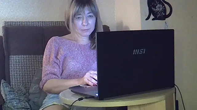 EllaJohnsonX online show from March 15, 9:27 am