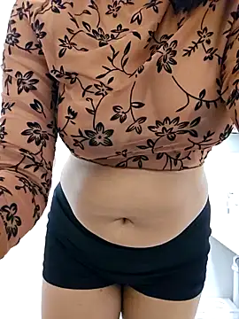 lizzzziee online show from January 19, 7:15 pm