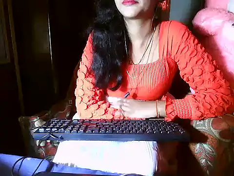 Half Girlfriend  online show from October 15, 7:11 pm
