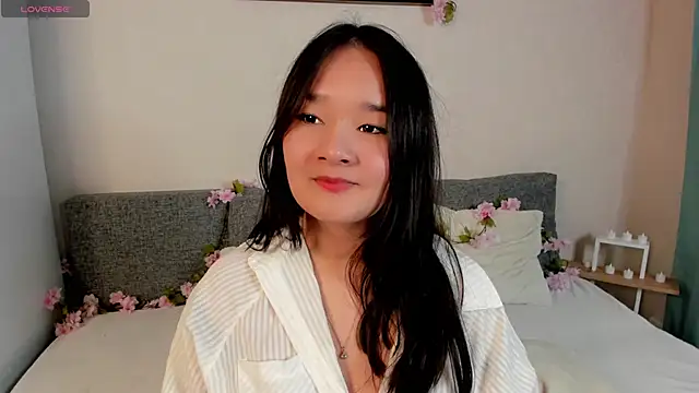 Maekko online show from December 19, 5:04 pm