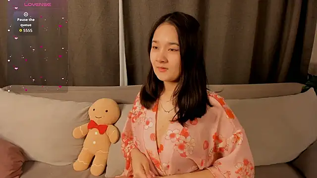 Maekko online show from March 10, 5:17 pm