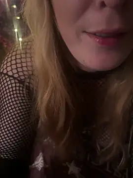 kayNkris online show from December 22, 9:20 am