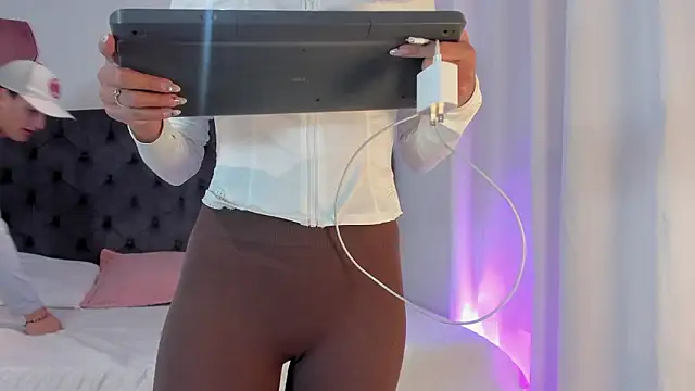 two milkyway online show from March 6, 1:33 am