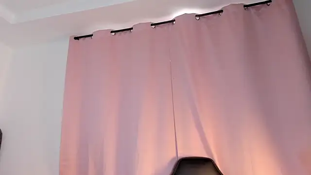 two milkyway online show from December 20, 12:52 pm