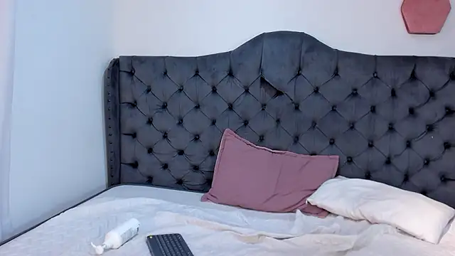 two milkyway online show from March 20, 2:12 am